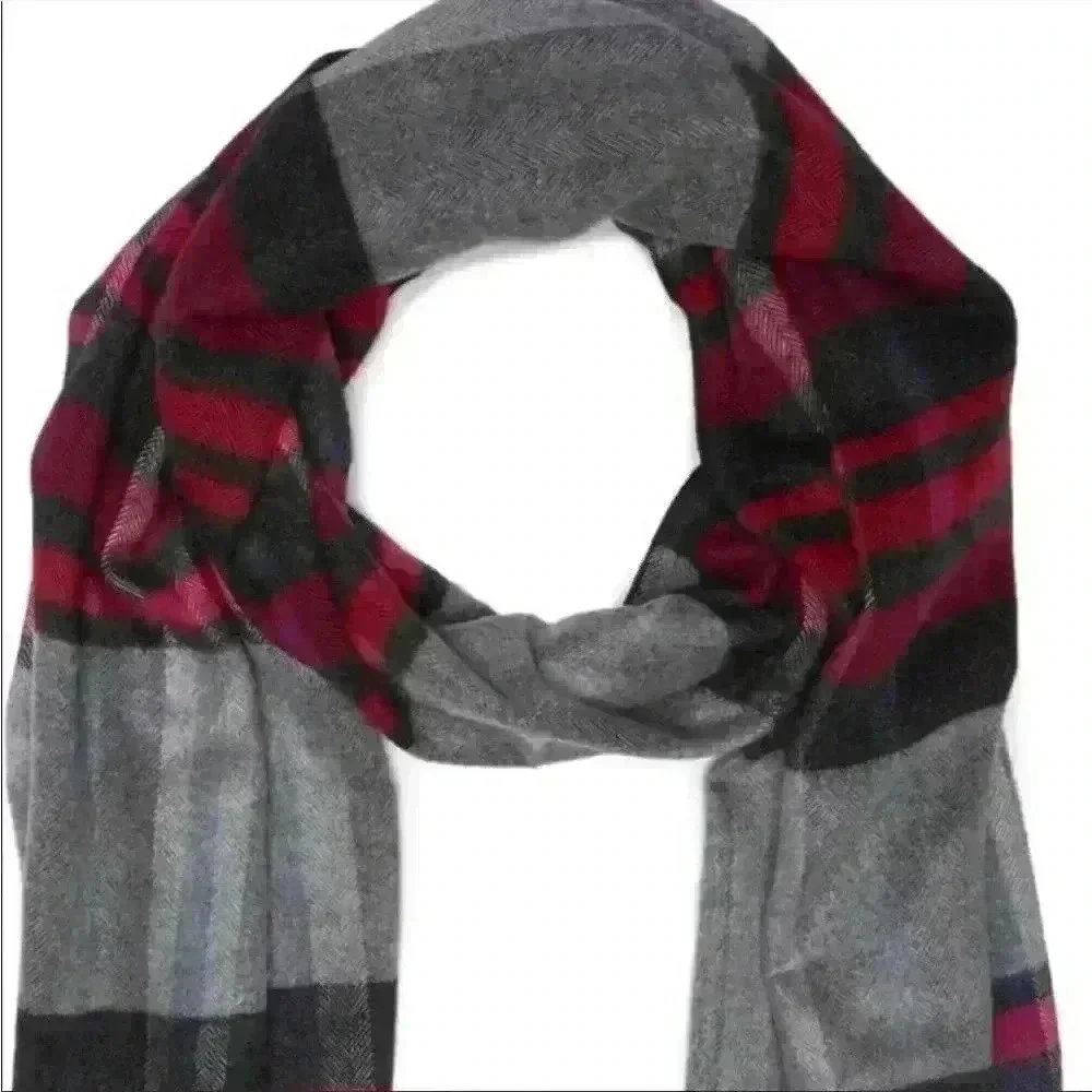 Chelsey Brushed Viscose Plaid Frayed Scarf in Red NWT